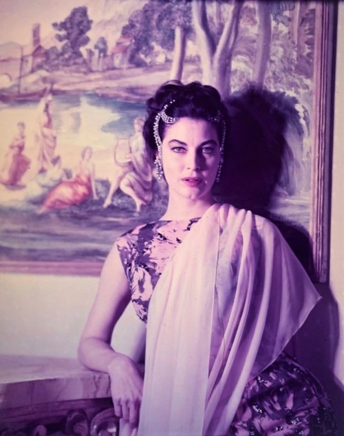 gatabella:  Ava Gardner by Sam Levin, c.1959