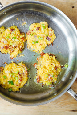 foodffs:  Bacon, Spaghetti Squash, and Parmesan Fritters  Really