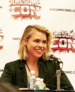 thebadddestwolf:  billie piper q&a panel | awesome con, washington