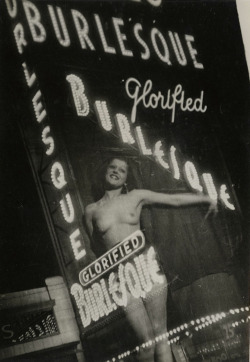 gmgallery:  Henry R. Kantor  shoots a Burlesque photograph,