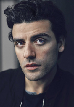 unclefincher:  Oscar Isaac photographed by Mark Seliger for Details