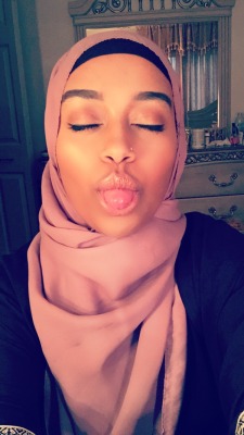 eritrillian:  My fave hijabi looks for blackout✊🏿✊🏿✊🏿