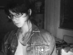found my old glasses the other day and they reminded me of Hanji