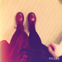 cookiedoughandfrappuchinos:  Dr martens on We Heart Ithttp://weheartit.com/entry/89310009/via/jonna_gottling