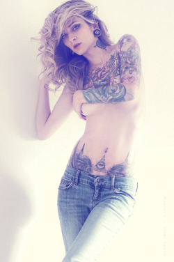 itsall1nk:  More Hot Tattoo Girls athttp://hot-tattoo-girls.blogspot.com