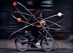danismm: New York Artist Neke Carson riding his Atomic Bicycle,