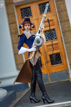 angelophile:  Captain Amelia from Disney’s Treasure Planet