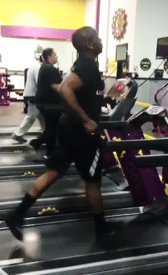 lilcoffee:  life-of-beyonce:  when beyoncé comes on at the gym.
