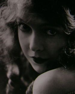 Lillian Gish