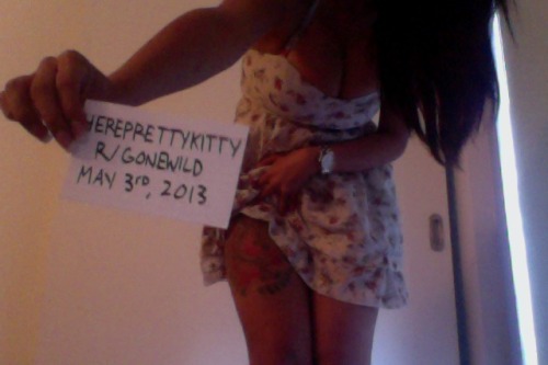 HerePrettyKitty http://www.reddit.com/user/HerePrettyKitty