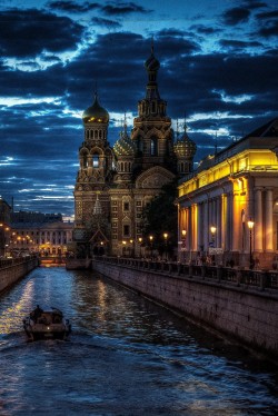 landscapelifescape:   Saint Petersburg, Russia by Pasquale Di