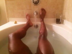deangelospot:  Hot oil baths are what help to keep my skin silky