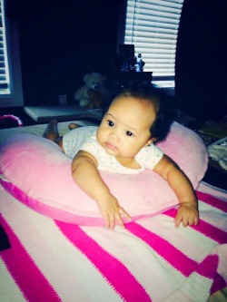 royaltymerissa:  My baby love watching tv😍 