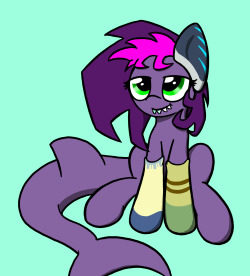 ask-maydaymayday:  Mis-matched Friend-socks!* Scrampone, Fiddlesticks,