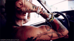americana-exxotica:  Mike and his guns. 
