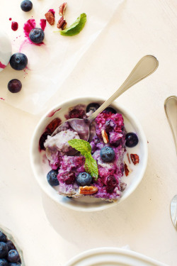 royal-food:  Blueberry Coconut Baked Steel Cut Oatmeal 