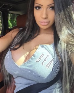 The epitome of barbie….gorgeous sexdoll…Chloe KhanBoobs