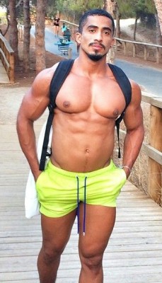 dominicanblackboy: Sexy gorgeous fat Brazilian muscle ass hunk