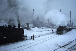 fotojournalismus:  Kim Chaek Iron and Steel Complex in Chongjain