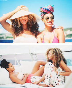 thequeenbey:  “I’m very proud of my sister and protective