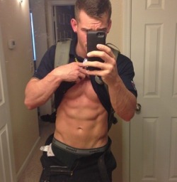 waistbandboy:  Waistbandboy