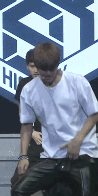 4ever-september:  1/∞ gifs of Kyungil making me want to jump