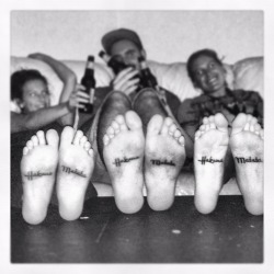 fuckyeahtattoos:  When we kick our feet up… it means no worries.