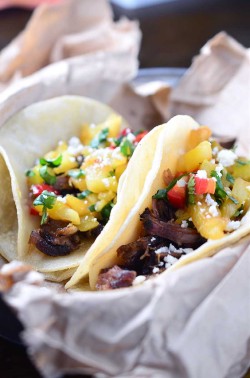 guardians-of-the-food:  Carnitas Tacos with Grilled Pineapple