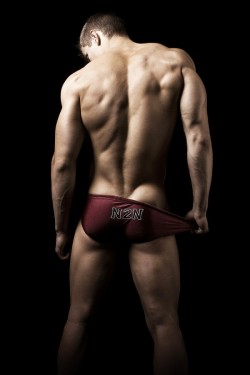 AMAZING MEN02