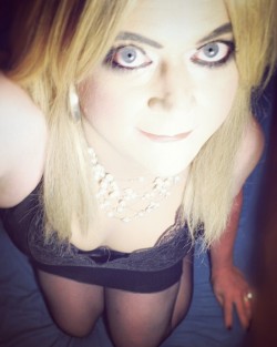 rochelle-rocknut:  mariebellebelle:  #me #cd #crossdressing #transgender