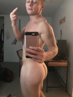 sitonmyfaceboys:  Gym progress