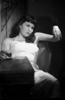 wehadfacesthen:  Italian star Silvana Mangano, 1948, photo by