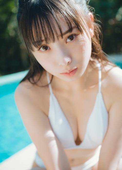 soimort48:  梅山恋和 1st写真集 「恋する人」Cocona