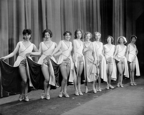 zombienormal:  Chorus line from the ‘Garrick Gaieties Revue’..  (ca. 1930) NYPL. 
