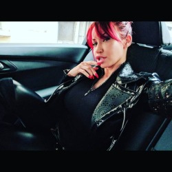 biancabeauchamp: Travelling in style wearing my favourite perfecto