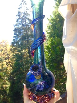 you-be-trippn:  Meet my new lovah Siren of the Sea