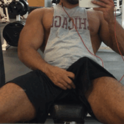Follow Me On Twitter!! @EastDicks