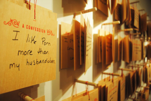 shessickminded:   Confessions is a public art project that invites people to anonymously share their confessions and see the confessions of the people around them in the heart of the Las Vegas strip.  Love this. 