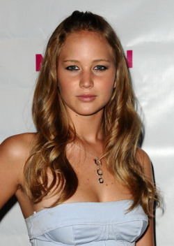 Sweet! Jennifer Lawrence!