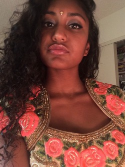 akihcur:  I decided to #reclaimthebindi because I could never