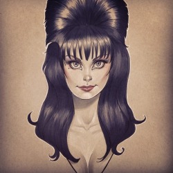 chrissiezullo:  Drew a little Elvira for the Boston Comicon Charity