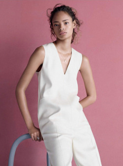 fashionfaves:  Malaika Firth by Ben Toms 