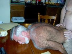 abuelosos:  cockmasters:Gorgeous daddies online, 100% Free Daddy
