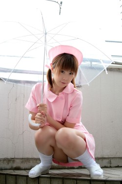 jpg0image:  newest:  upskirt1panties: ナース服コスプレでパンチラ
