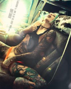 sumakoeln:  Foto bea #the art of RAW #gmc #verrucht #sex #tattoo