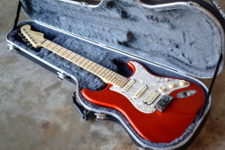 theguitargarage:  Fender Stratocaster Deluxe. 