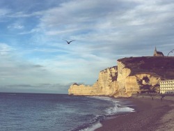 at Plage d'Étretat https://www.instagram.com/p/BqjMKaGHvzTs6s1TmF1IEFYYrfV_B66dwDYf-I0/?utm_source=ig_tumblr_share&igshid=170v0wsrg8vh4