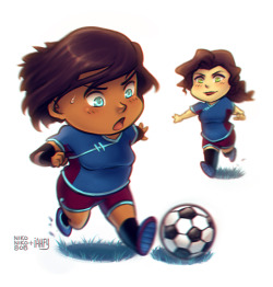 iahfy:  itty bitty soccer chibis w/ nikoniko808  too cute X3