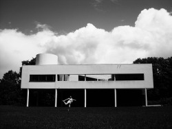ryanpanos:  Villa Savoye | Le Corbusier | Víctor Patiño George