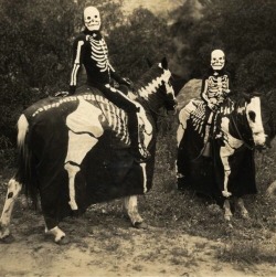 locpix:  Skeleton Riders 1920 